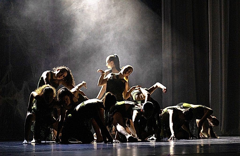 çağdaş dans dersi