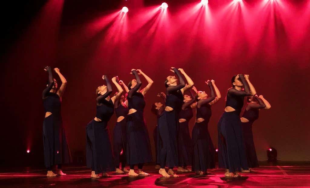 çağdaş dans dersi